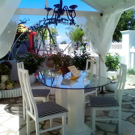 Διαμέρισμα V.a Boutique And Αχαράβη