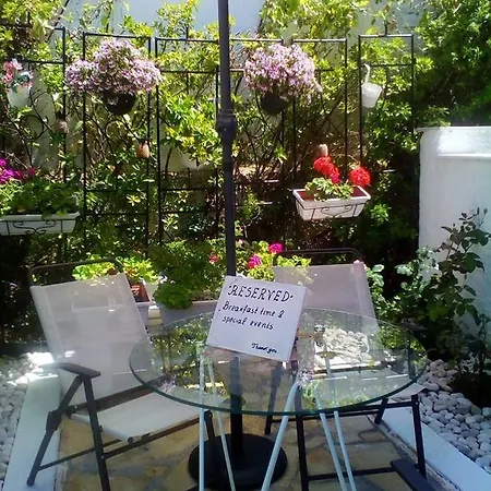 V.a Boutique And Apartment