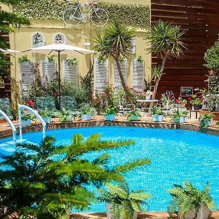 V.a Boutique And Apartment Acharavi (Corfu)